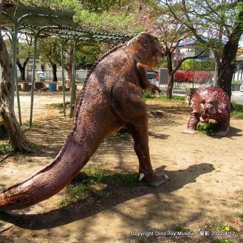 中島公園（埼玉県蓮田市）こんなところで恐竜発見！
