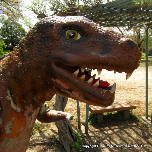 中島公園（埼玉県蓮田市）こんなところで恐竜発見！