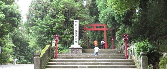 箱根神社入口の鳥居