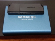 USB メモリ HDD