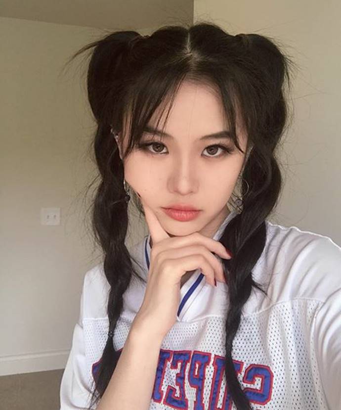 Most Beautiful Asian Girls